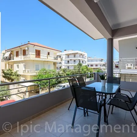 Spacious 2br With Rooftop Pool & Large Terrace * Chania (Crete)