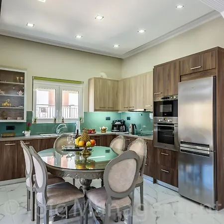 Elegant 2br * Chania (Crete)