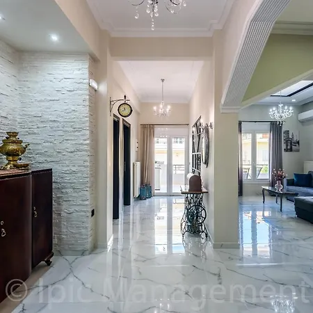 Apartment Center With Rooftop Swimming Pool